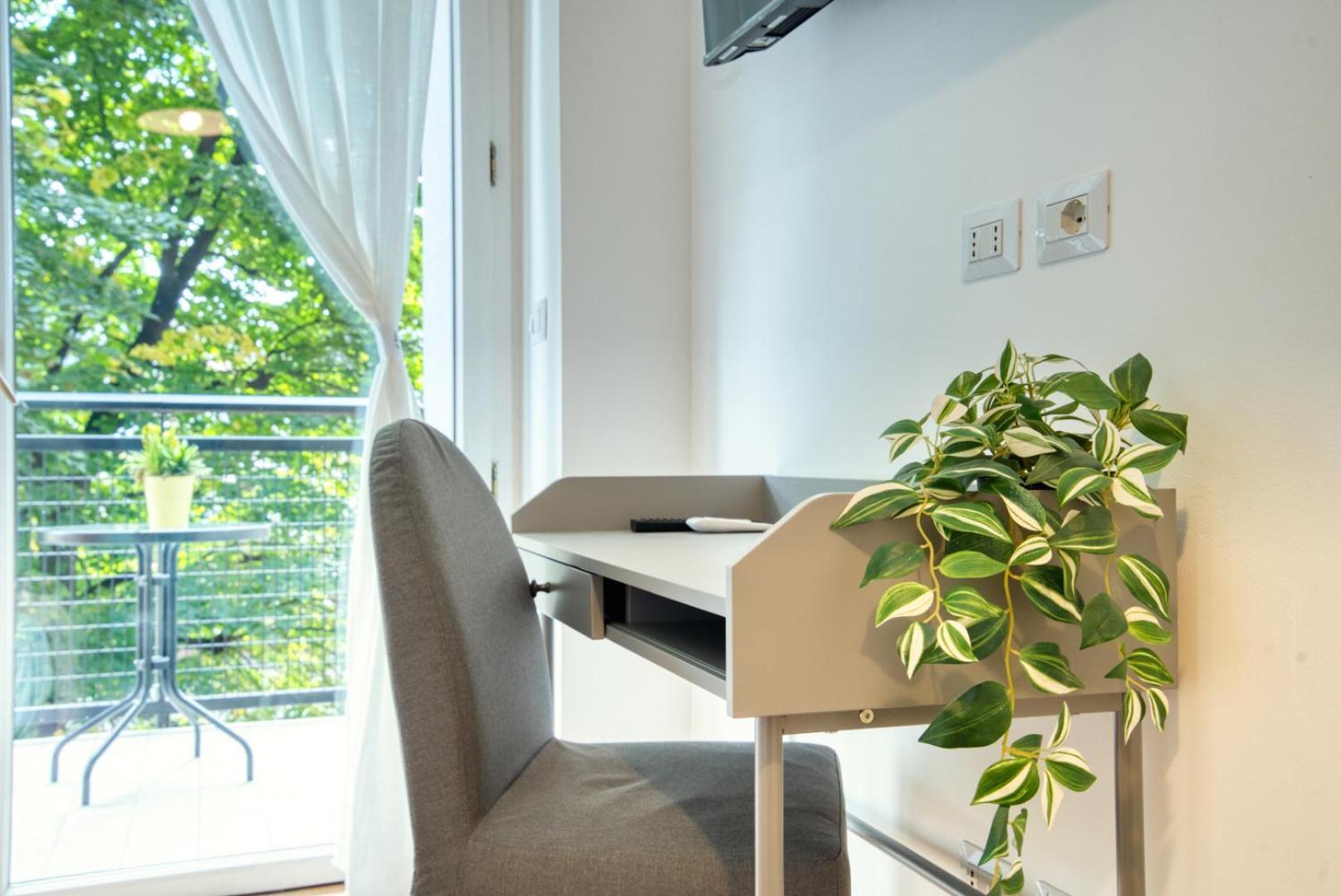 Italianflat - Elegant Suites With Balcony In Navigli Milano Ngoại thất bức ảnh